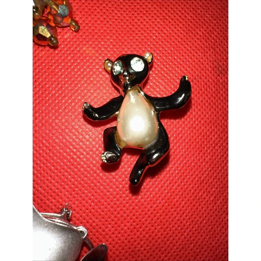 Silver tone Brooches 5 Pieces, Vintage,